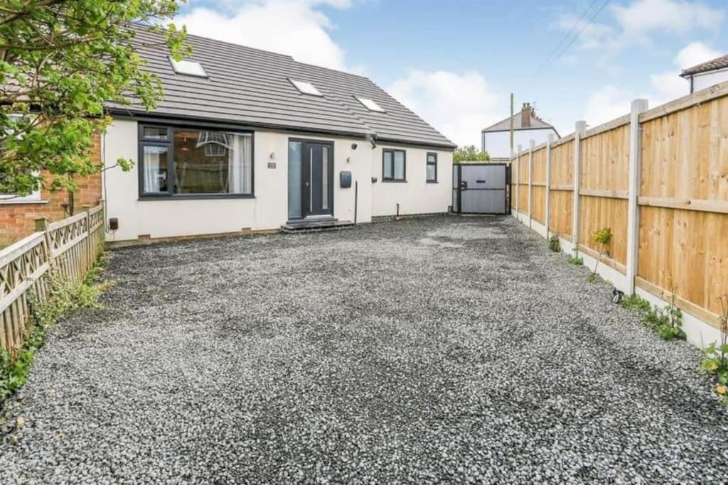 Modern Harrogate House Sleeps 10, Cinema Room & Hot Tub Exteriér fotografie