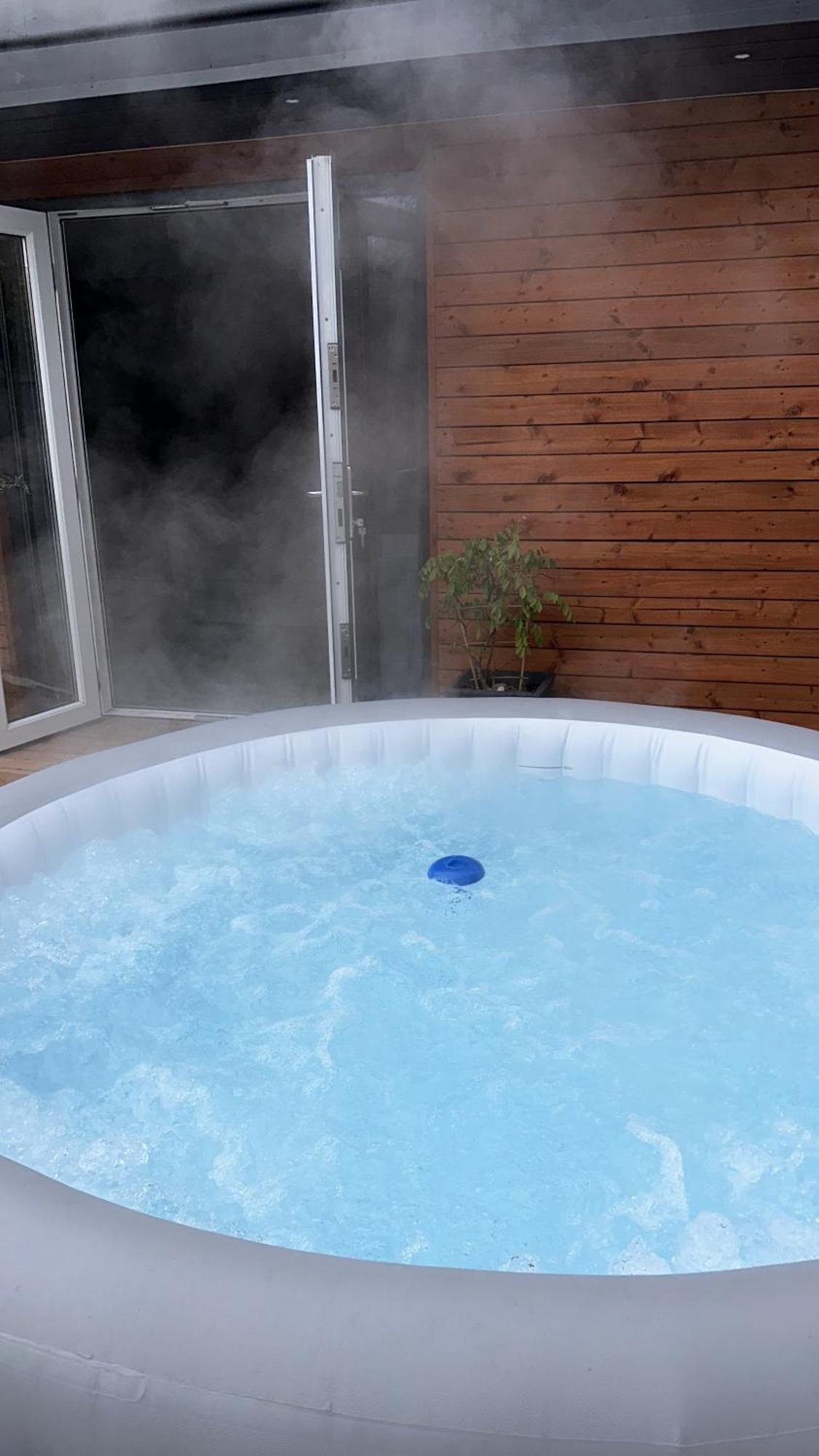 Modern Harrogate House Sleeps 10, Cinema Room & Hot Tub Exteriér fotografie